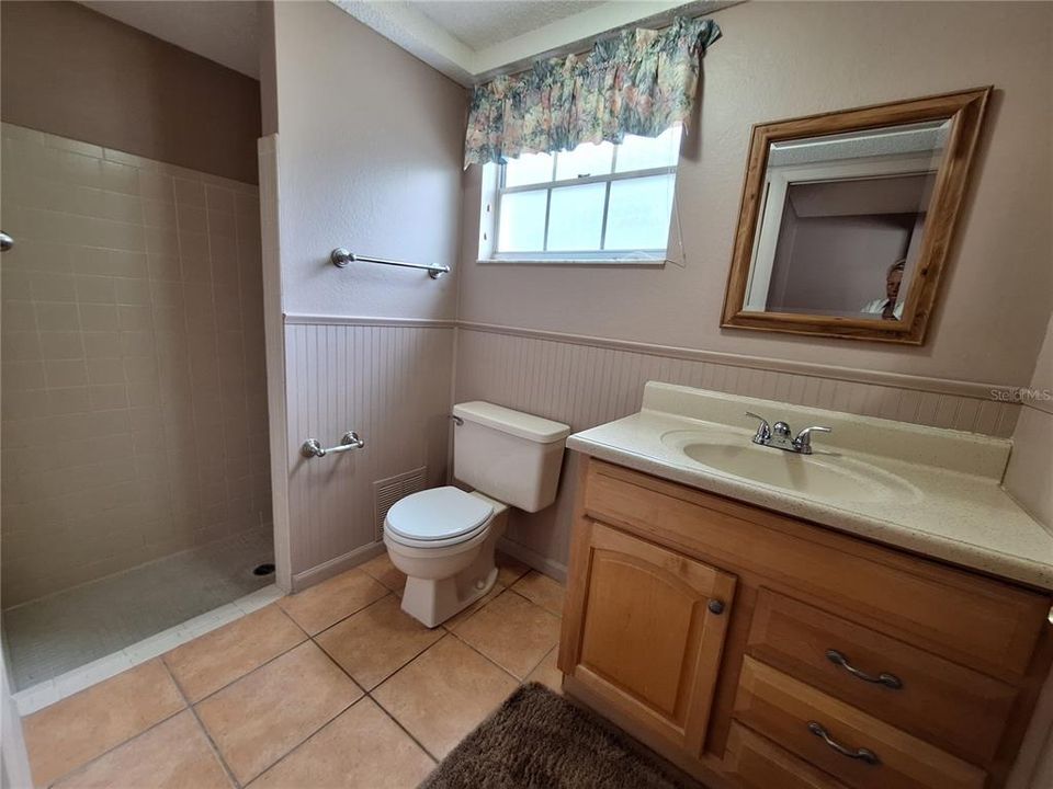 Tastefully Done Bathroom with Walk in Shower!