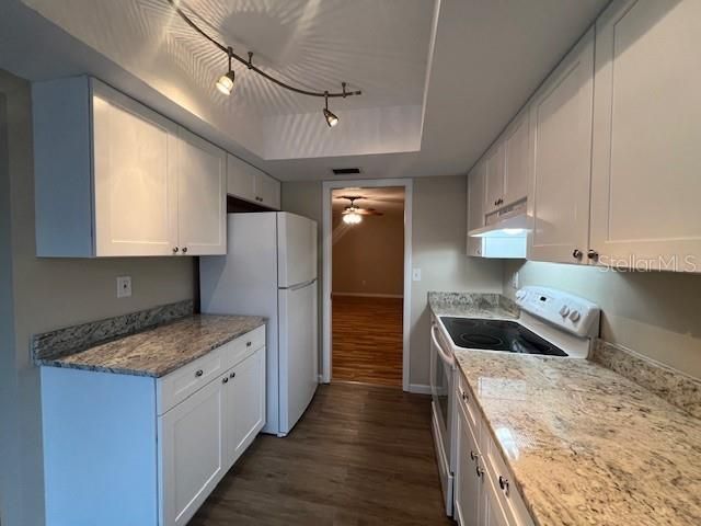 For Rent: $1,995 (2 beds, 2 baths, 1545 Square Feet)