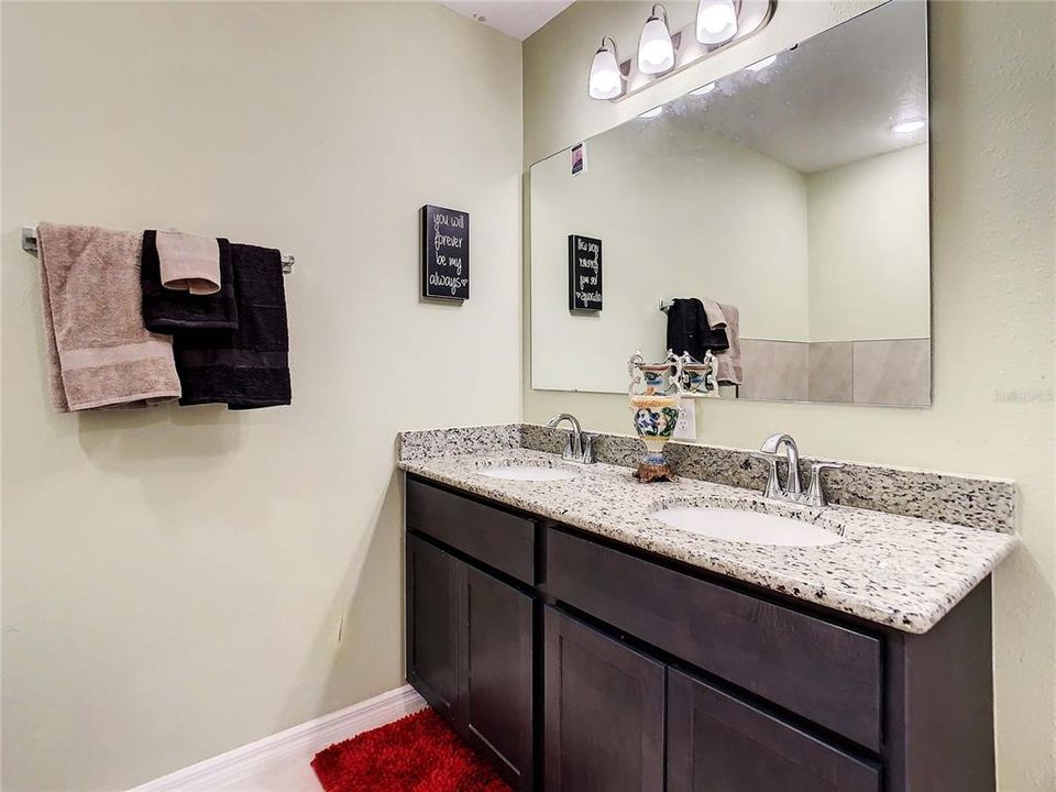 Active With Contract: $400,000 (4 beds, 3 baths, 2435 Square Feet)