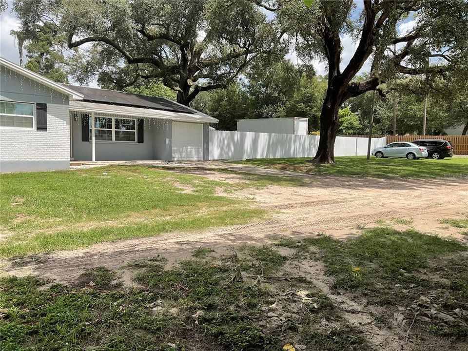 For Sale: $490,000 (3 beds, 2 baths, 1352 Square Feet)