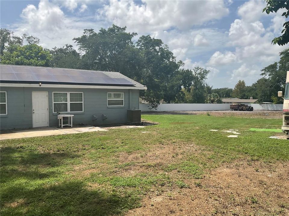 For Sale: $490,000 (3 beds, 2 baths, 1352 Square Feet)