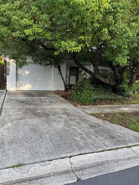 最近售出: $339,000 (3 贝兹, 2 浴室, 1277 平方英尺)