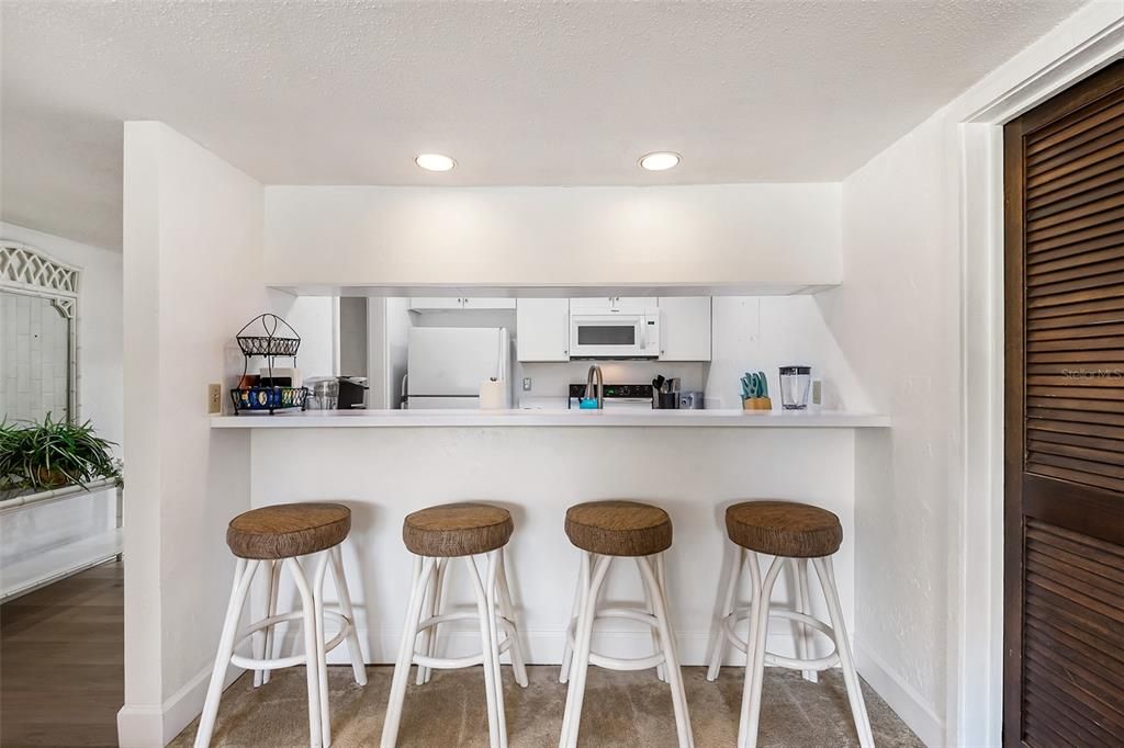 For Rent: $1,575 (2 beds, 2 baths, 1123 Square Feet)