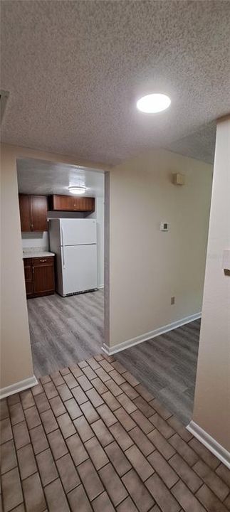 For Rent: $1,595 (3 beds, 2 baths, 1385 Square Feet)