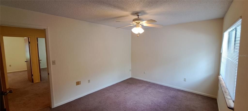 For Rent: $1,595 (3 beds, 2 baths, 1385 Square Feet)