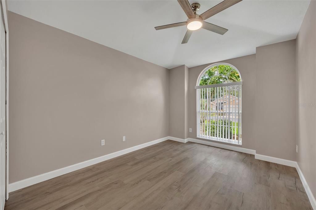 Active With Contract: $388,800 (2 beds, 2 baths, 1841 Square Feet)