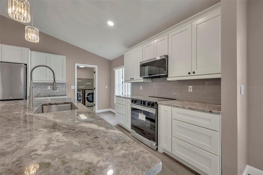 Active With Contract: $388,800 (2 beds, 2 baths, 1841 Square Feet)