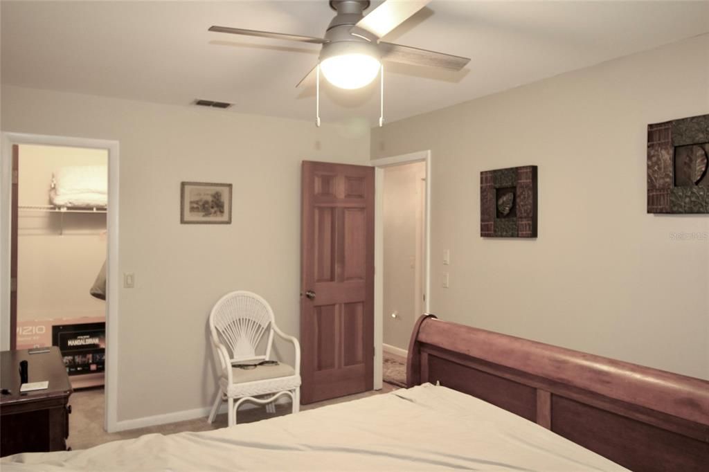 For Sale: $315,000 (3 beds, 2 baths, 1916 Square Feet)