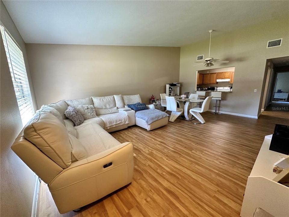 For Rent: $1,745 (3 beds, 2 baths, 1041 Square Feet)