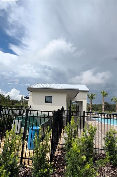 Active With Contract: $2,200 (3 beds, 2 baths, 1864 Square Feet)