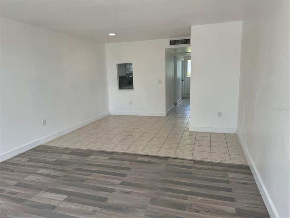 For Rent: $1,500 (3 beds, 2 baths, 1482 Square Feet)