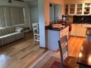 For Rent: $2,200 (2 beds, 2 baths, 1858 Square Feet)