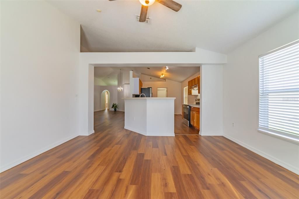 Active With Contract: $278,000 (4 beds, 2 baths, 2012 Square Feet)