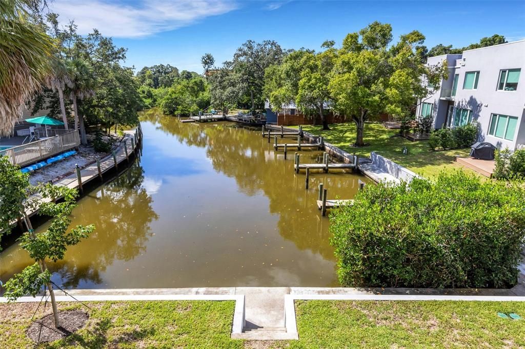 For Sale: $1,990,000 (3 beds, 4 baths, 2480 Square Feet)