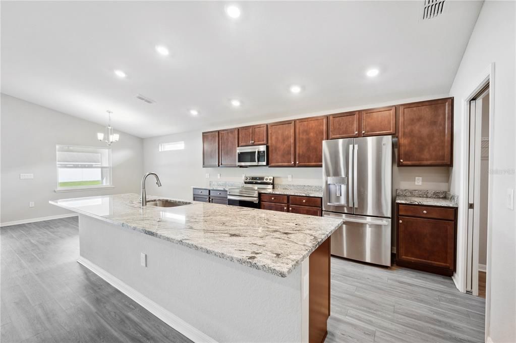 Great Open Kitchen!