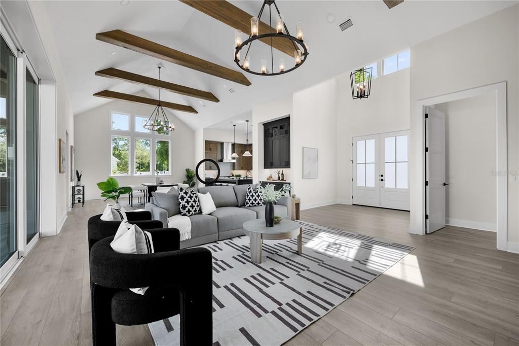 合同活跃: $1,283,300 (4 贝兹, 4 浴室, 3471 平方英尺)