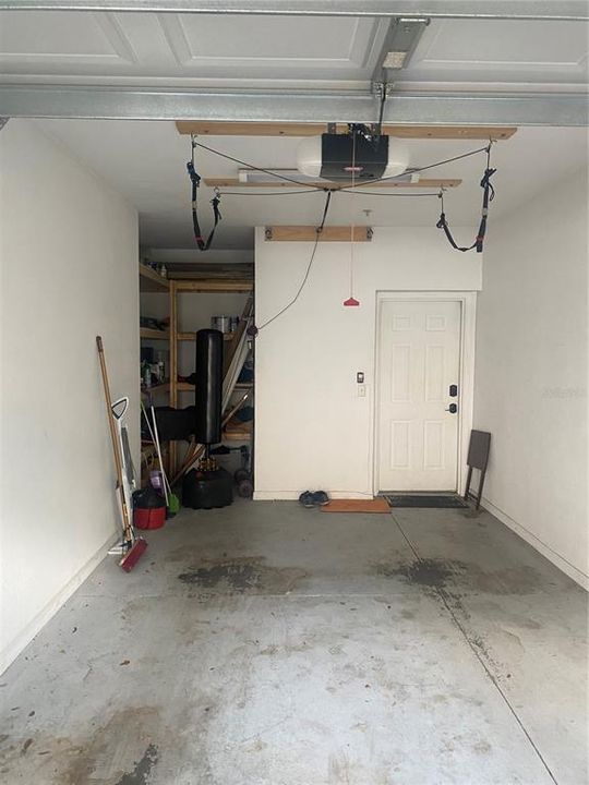 1-car Garage & Entrance