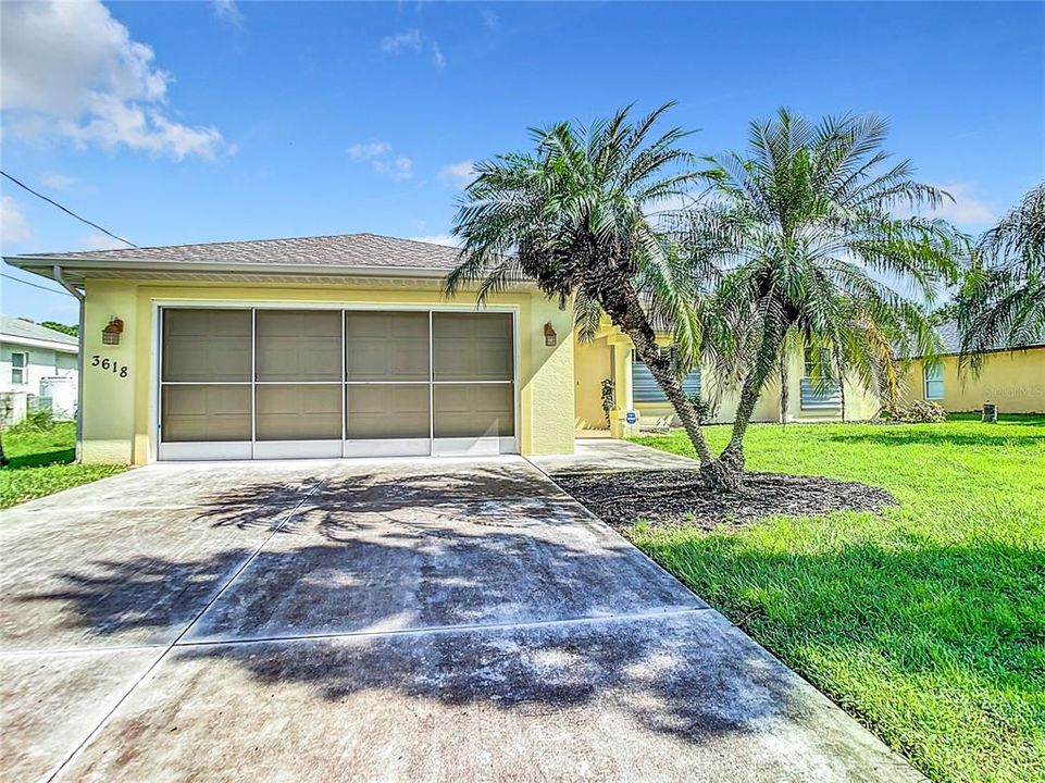 For Sale: $312,000 (3 beds, 2 baths, 1437 Square Feet)