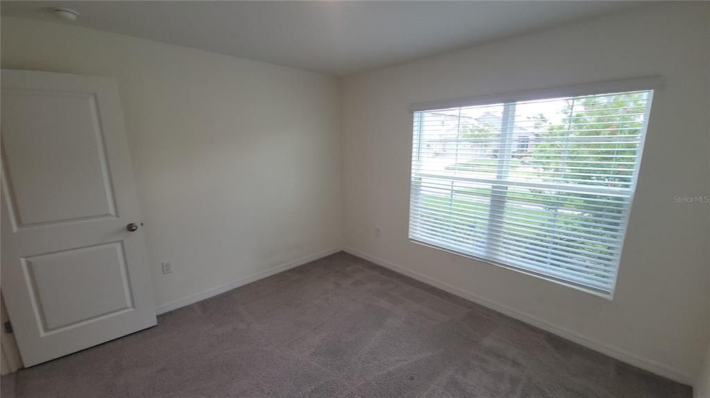 For Rent: $2,075 (3 beds, 2 baths, 1676 Square Feet)