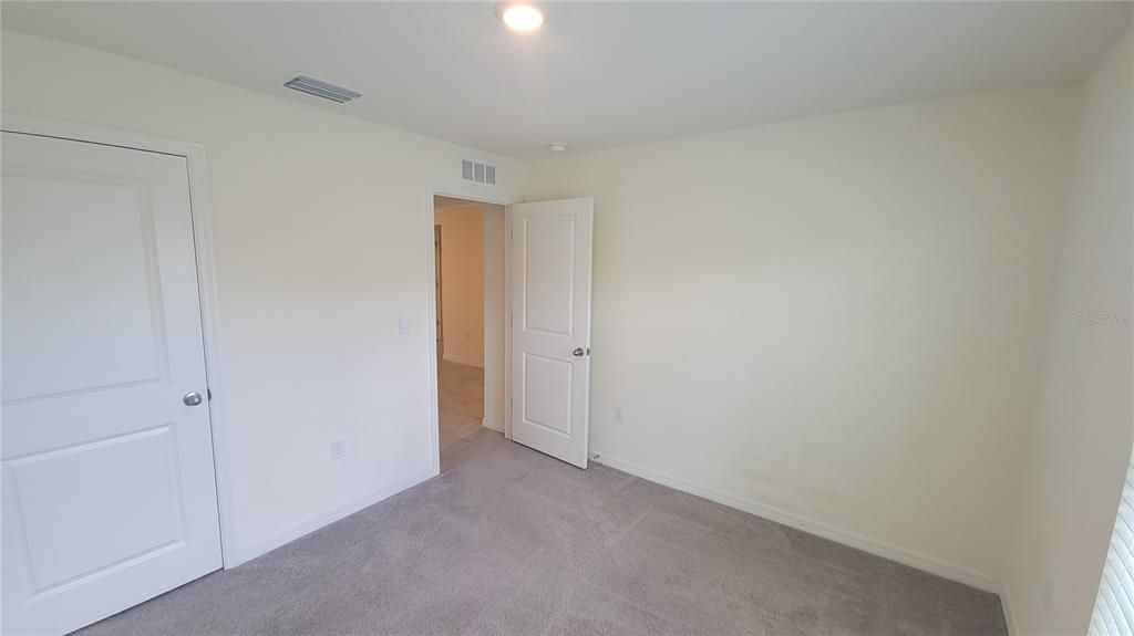 For Rent: $2,075 (3 beds, 2 baths, 1676 Square Feet)