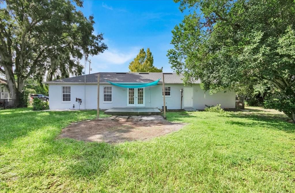 Active With Contract: $249,900 (3 beds, 2 baths, 1170 Square Feet)