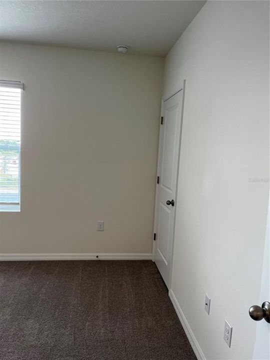 For Rent: $2,000 (3 beds, 2 baths, 1672 Square Feet)