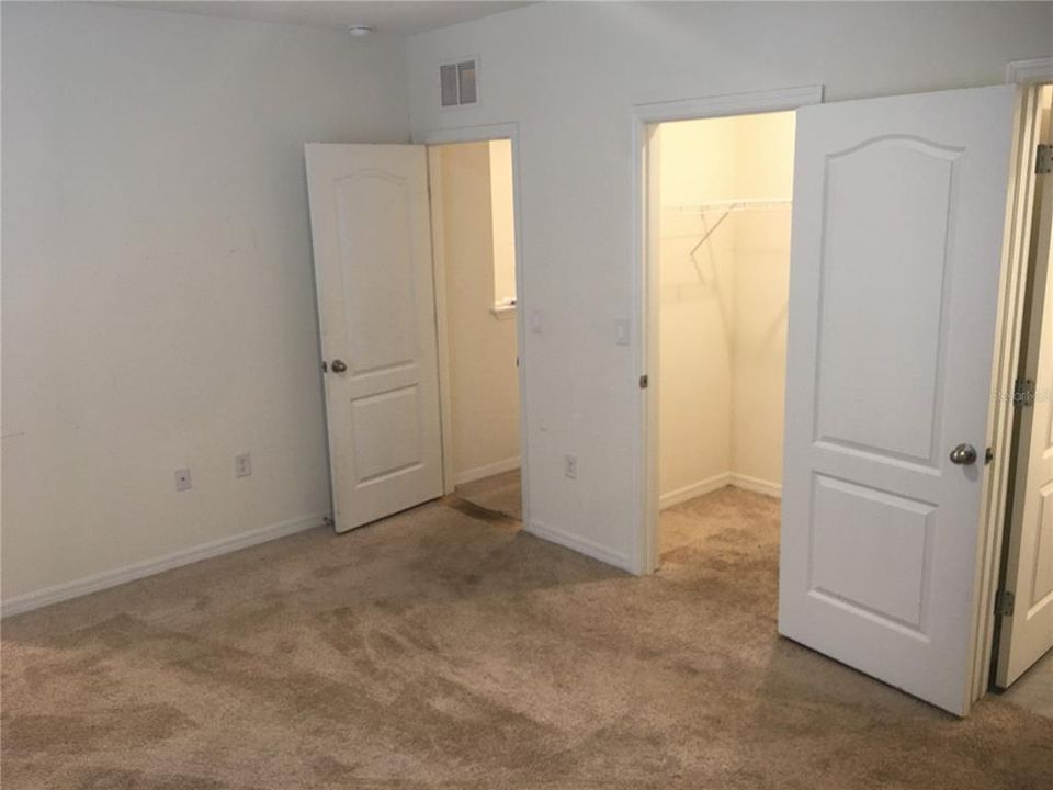 For Rent: $1,750 (3 beds, 2 baths, 1672 Square Feet)