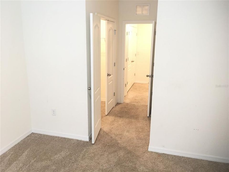 For Rent: $1,750 (3 beds, 2 baths, 1672 Square Feet)