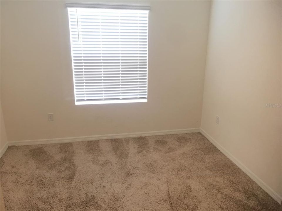 For Rent: $1,750 (3 beds, 2 baths, 1672 Square Feet)