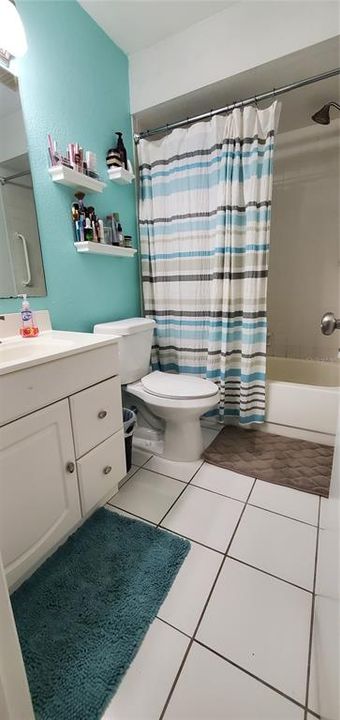 For Rent: $1,825 (2 beds, 2 baths, 945 Square Feet)