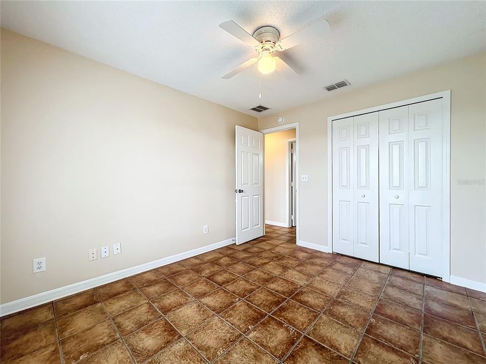 For Rent: $2,100 (4 beds, 2 baths, 1523 Square Feet)