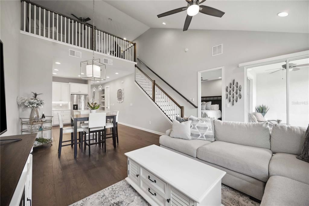 Active With Contract: $435,000 (3 beds, 2 baths, 1872 Square Feet)