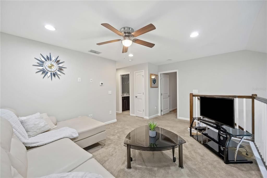 Active With Contract: $435,000 (3 beds, 2 baths, 1872 Square Feet)