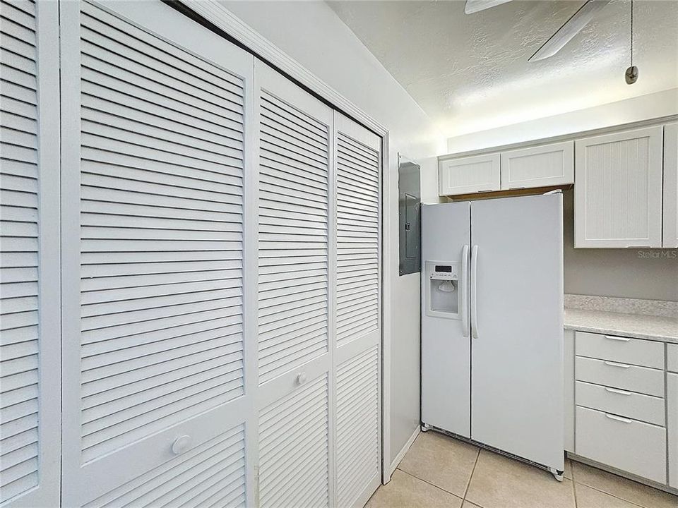 En Venta: $174,900 (2 camas, 2 baños, 1070 Pies cuadrados)