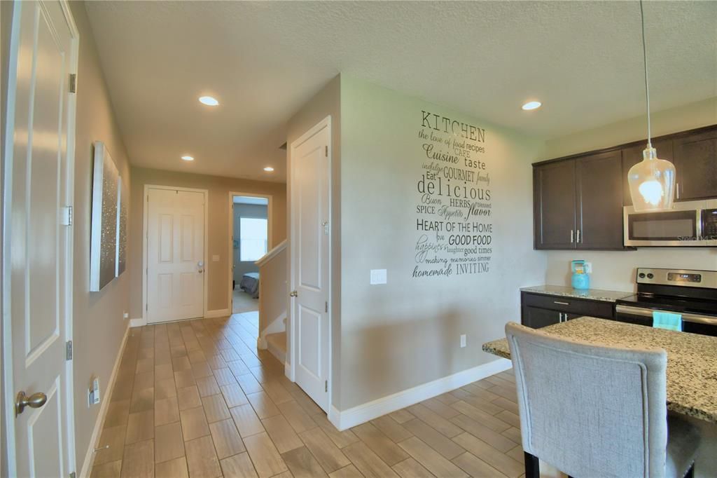 Active With Contract: $459,900 (5 beds, 3 baths, 2800 Square Feet)