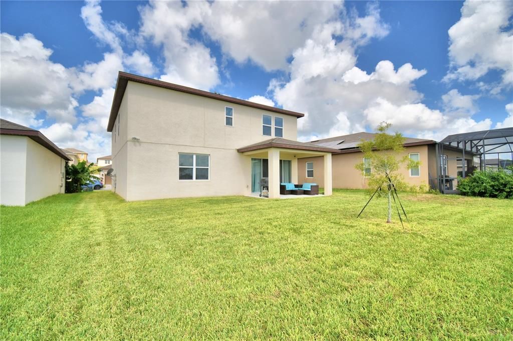 Active With Contract: $459,900 (5 beds, 3 baths, 2800 Square Feet)