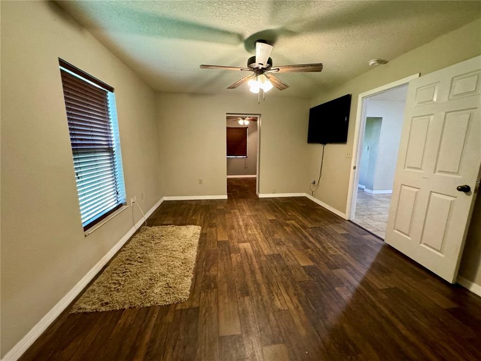 For Rent: $3,000 (4 beds, 2 baths, 1798 Square Feet)