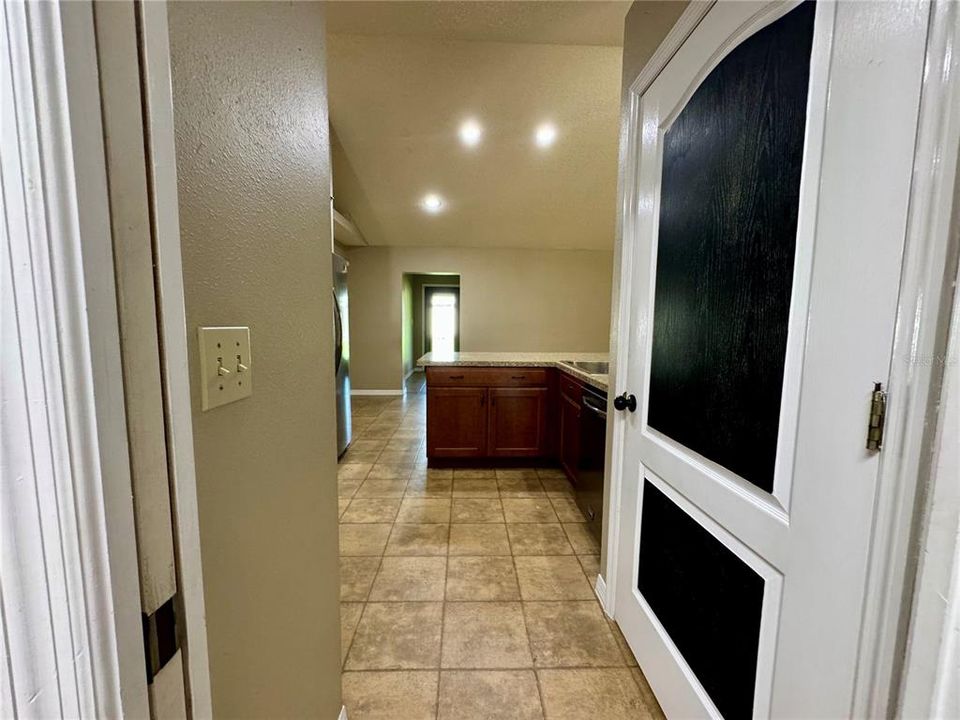 For Rent: $3,000 (4 beds, 2 baths, 1798 Square Feet)