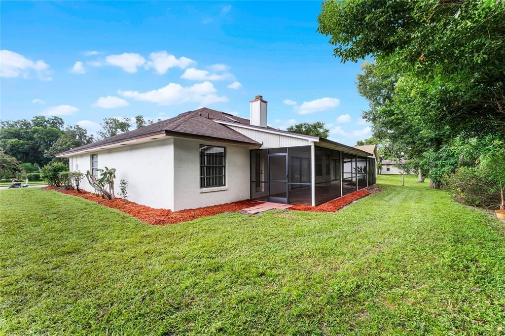 For Sale: $660,000 (4 beds, 2 baths, 2689 Square Feet)