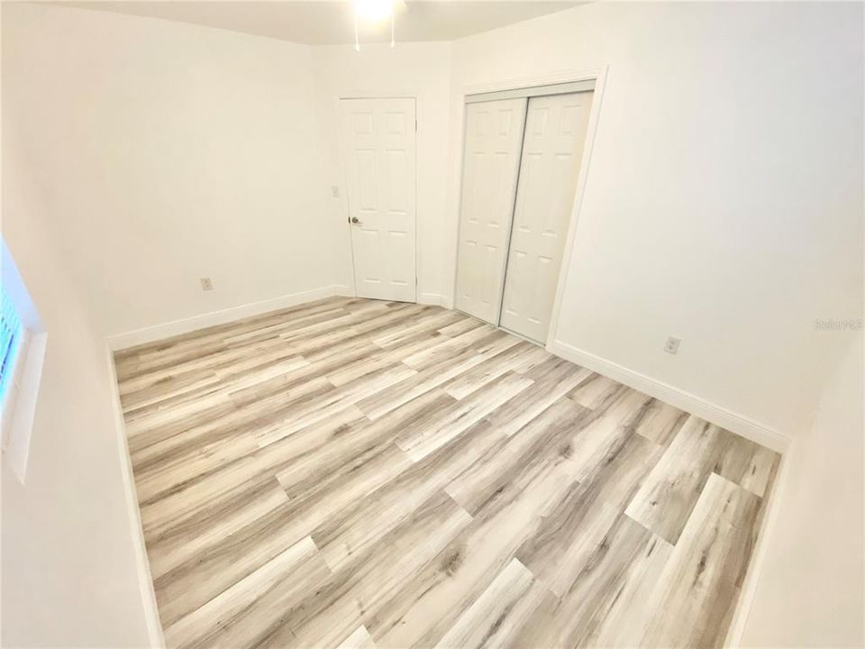 For Sale: $349,900 (3 beds, 2 baths, 832 Square Feet)