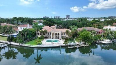 For Sale: $6,995,000 (7 beds, 8 baths, 8691 Square Feet)