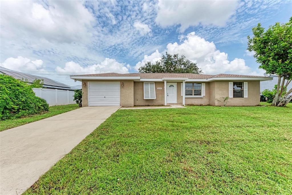 For Sale: $262,000 (3 beds, 2 baths, 1227 Square Feet)