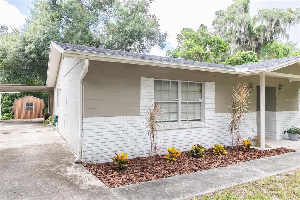 For Rent: $2,125 (4 beds, 2 baths, 1820 Square Feet)