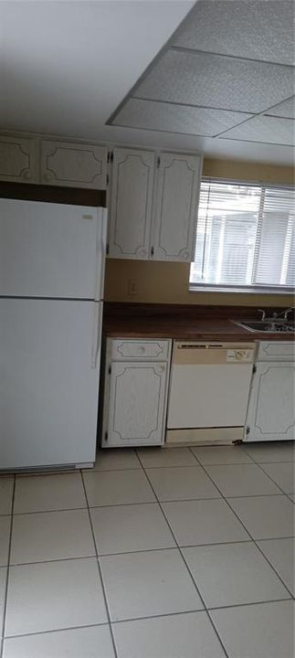 For Rent: $2,000 (2 beds, 2 baths, 1218 Square Feet)