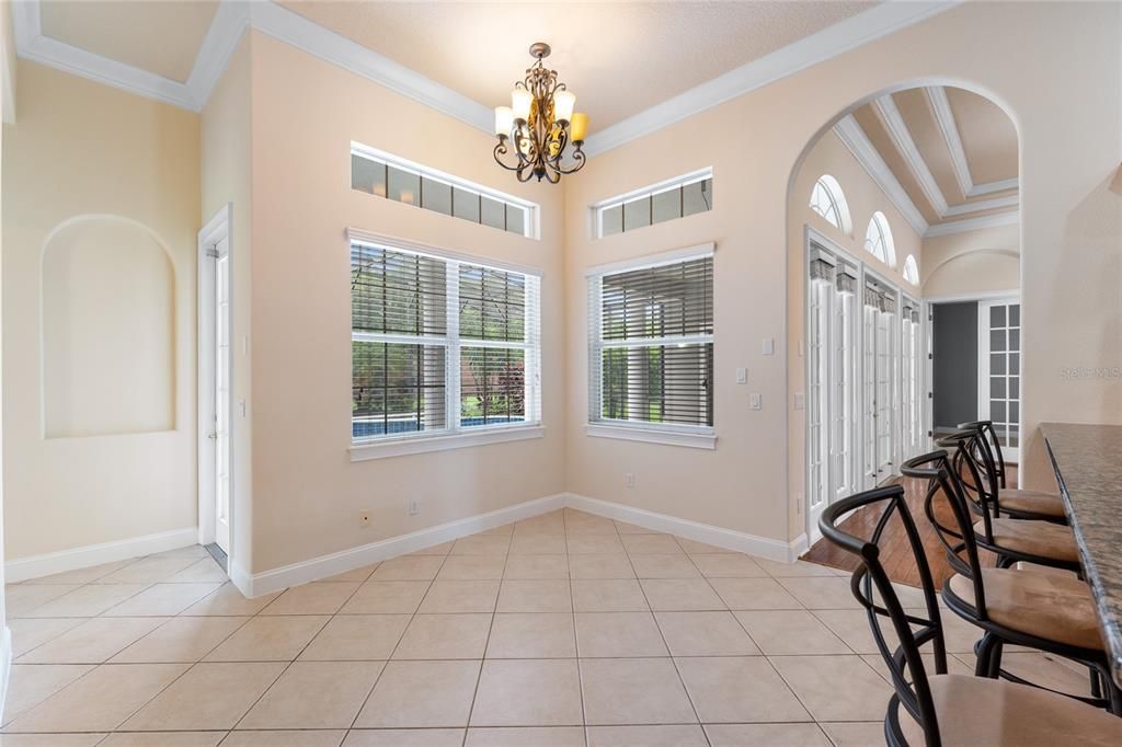 Kitchen dining area