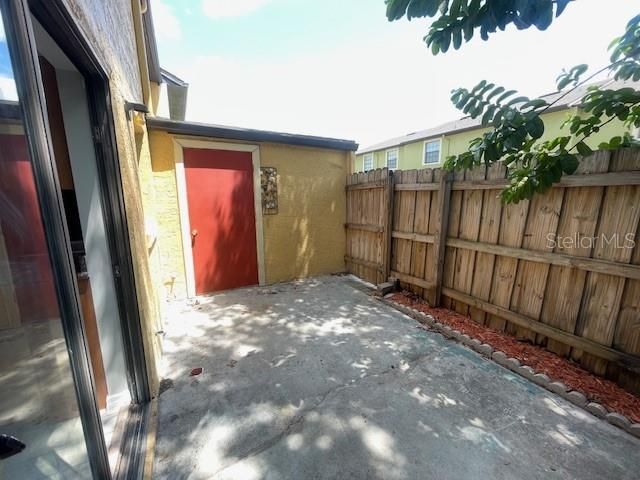 For Sale: $238,000 (2 beds, 2 baths, 1031 Square Feet)