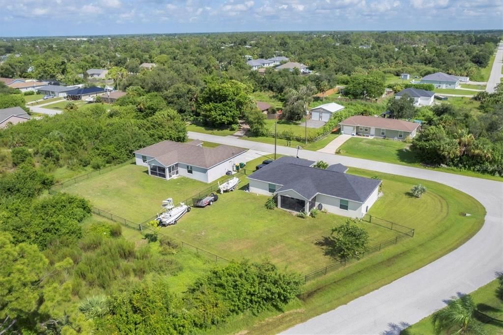 For Sale: $399,000 (3 beds, 2 baths, 1598 Square Feet)