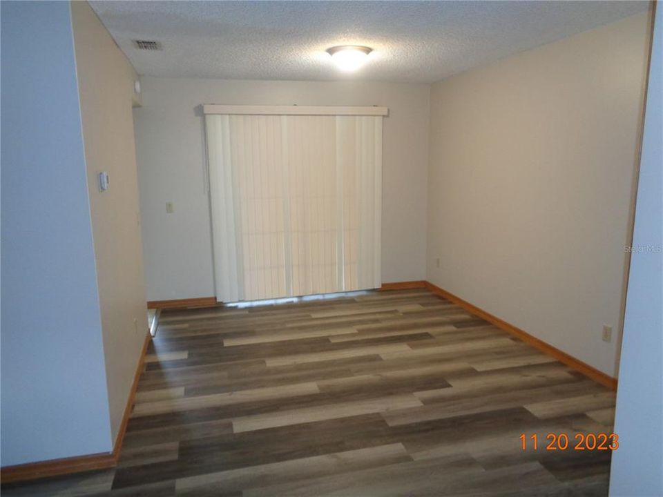 For Rent: $2,095 (3 beds, 2 baths, 2072 Square Feet)