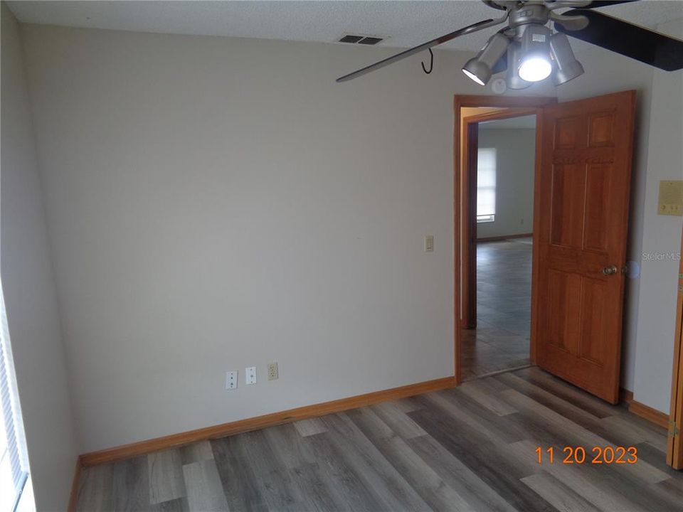 For Rent: $2,095 (3 beds, 2 baths, 2072 Square Feet)