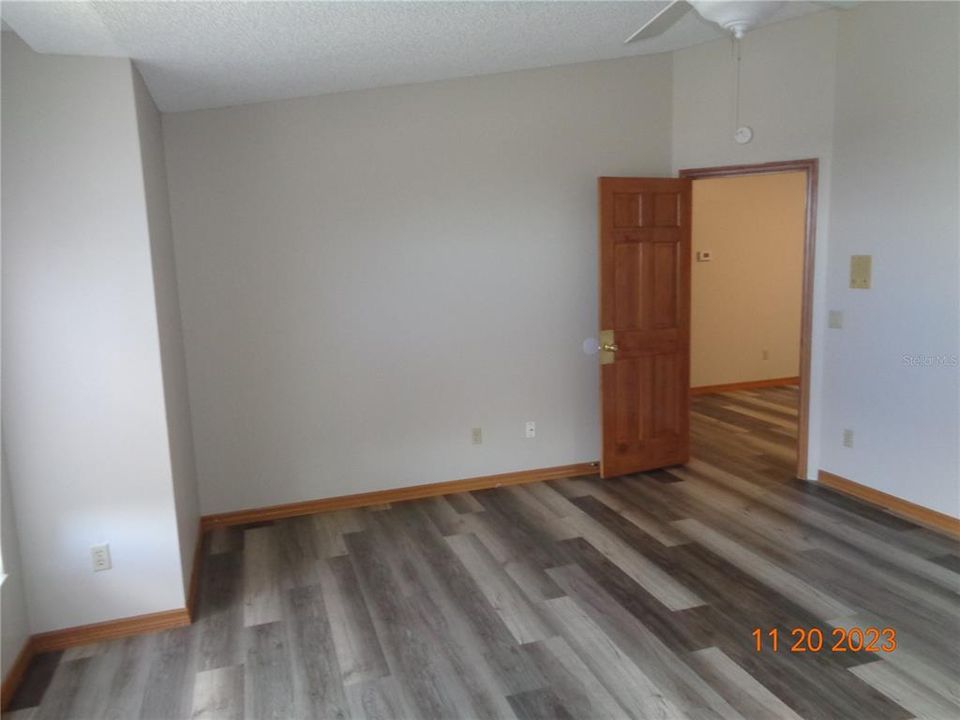 For Rent: $2,095 (3 beds, 2 baths, 2072 Square Feet)